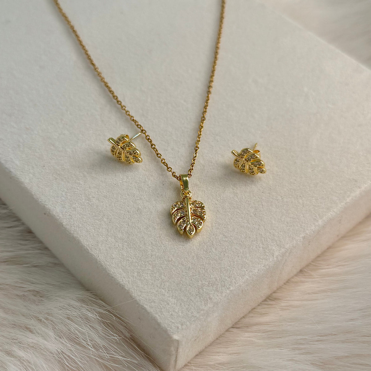 Set Collier Feuilles